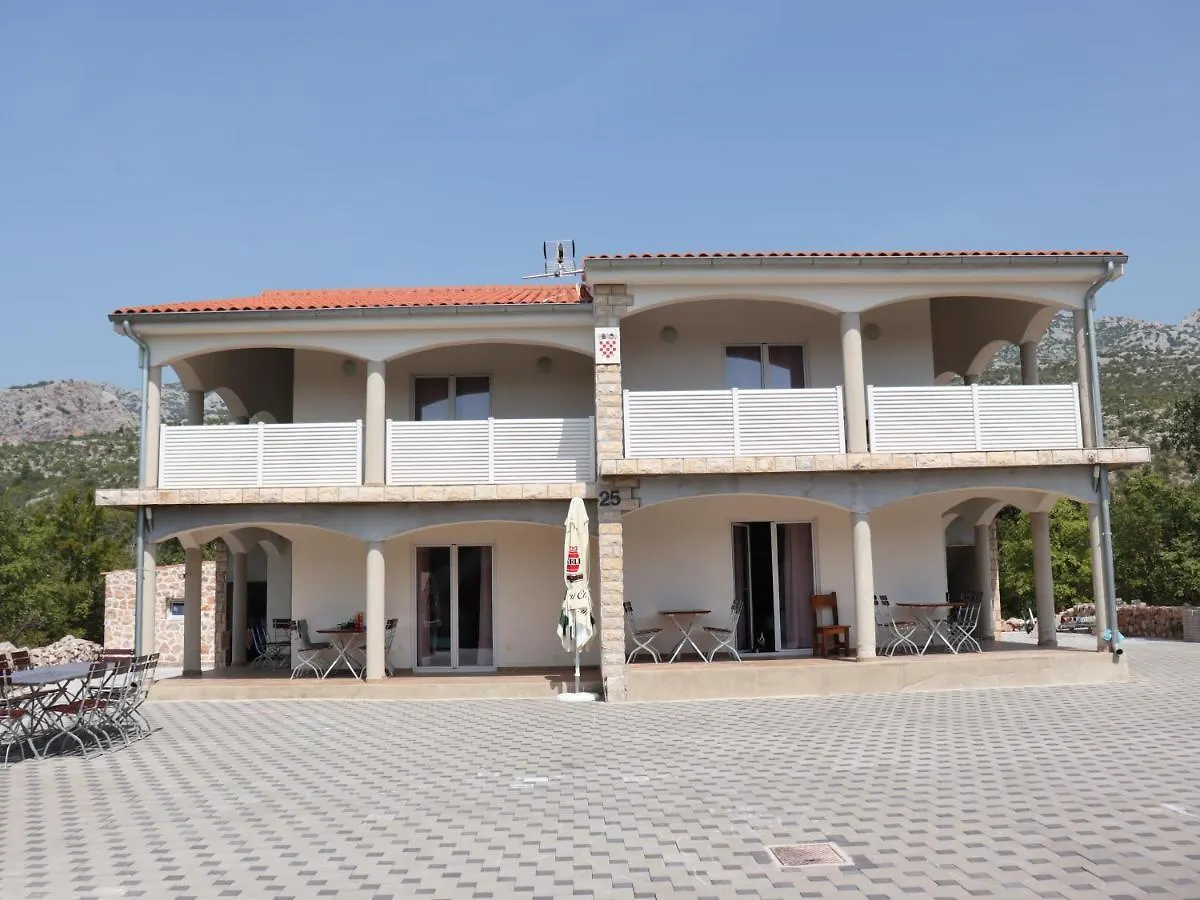Bajic Apartmani Seline Apartment