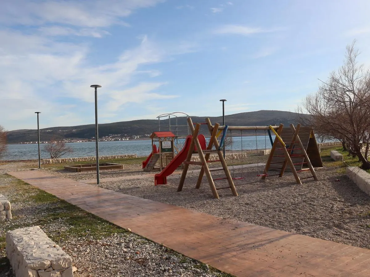 Apartment Bajic Apartmani Seline